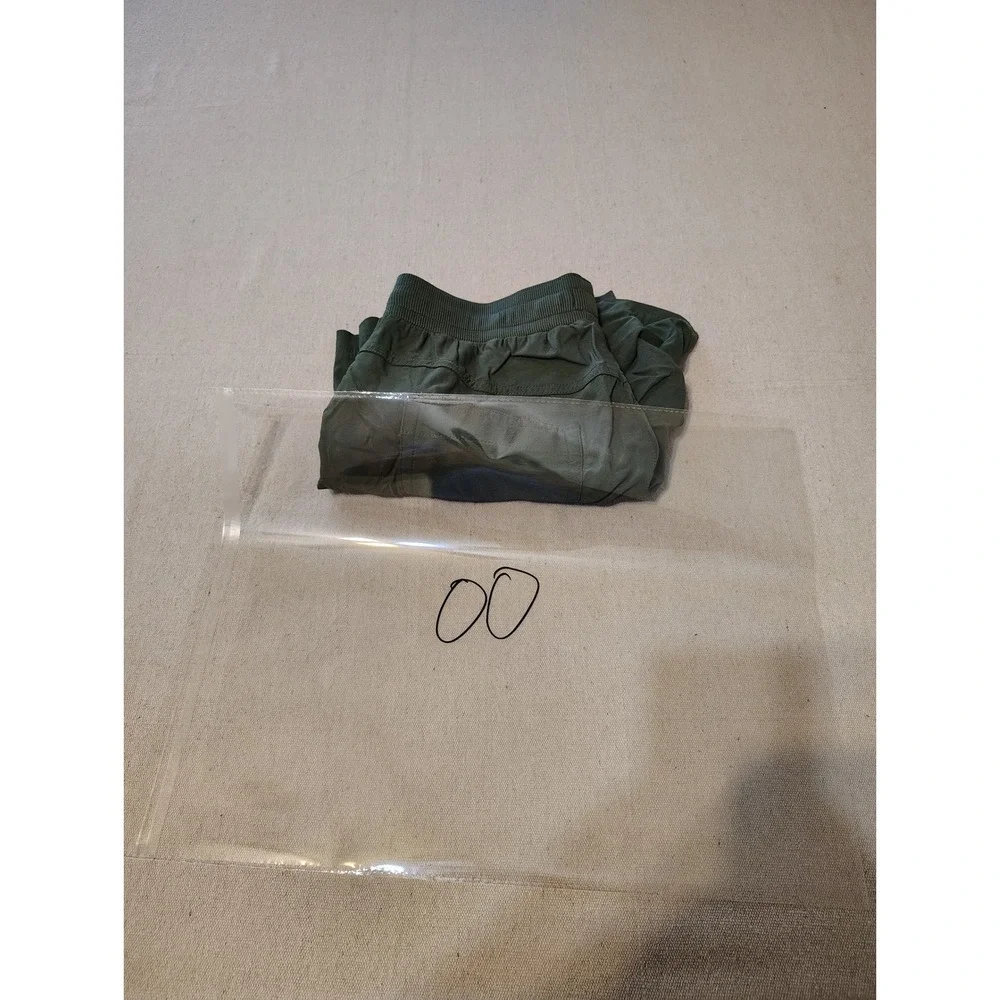 LL Bean Womens Olive‎ Green Cargo Pocket Zip Shorts Drawstring Waist XS OO